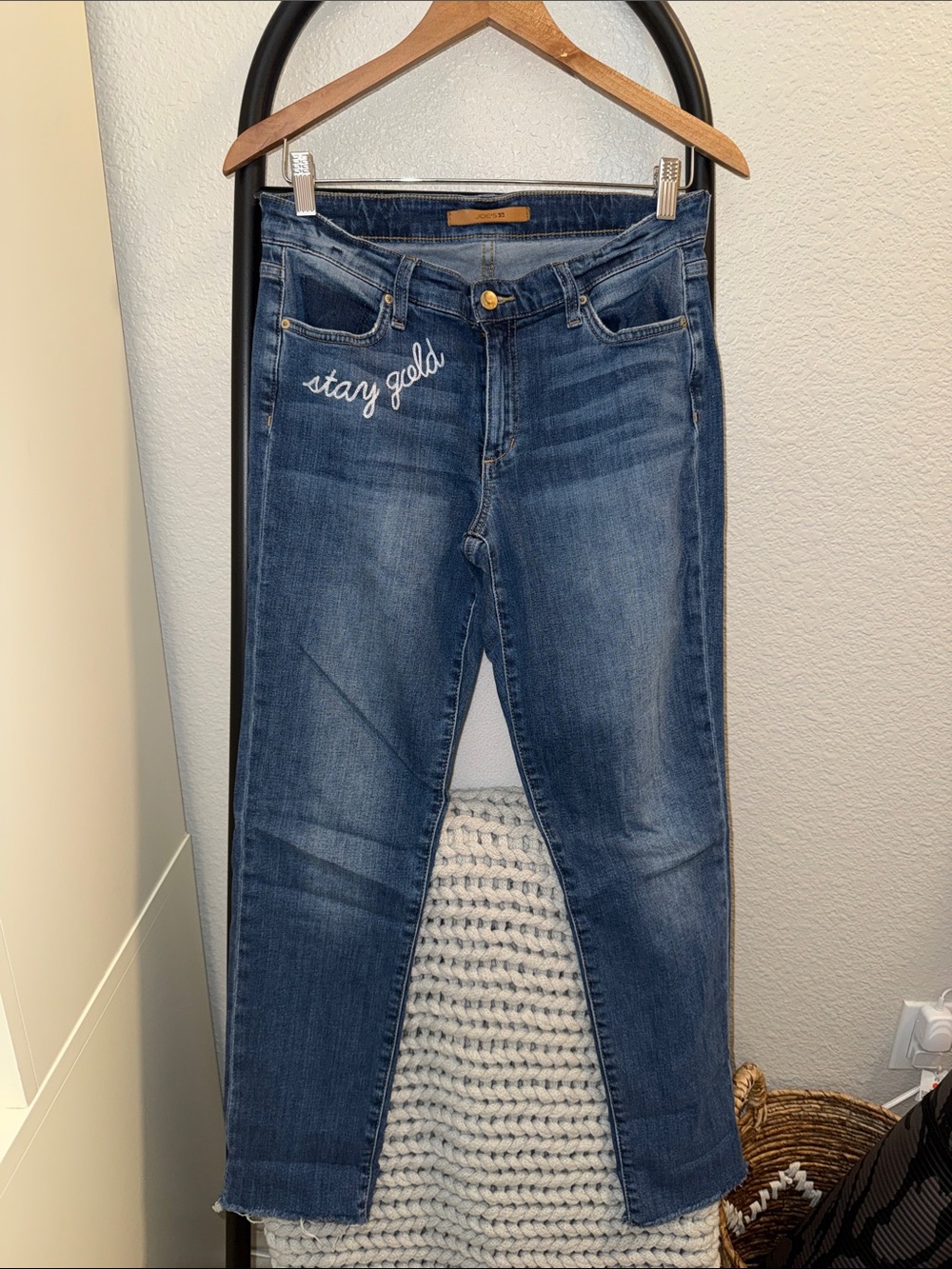 JOE’S JEANS Joe's Jeans The Smith Mid-Rise Straight Crop Denim Pants